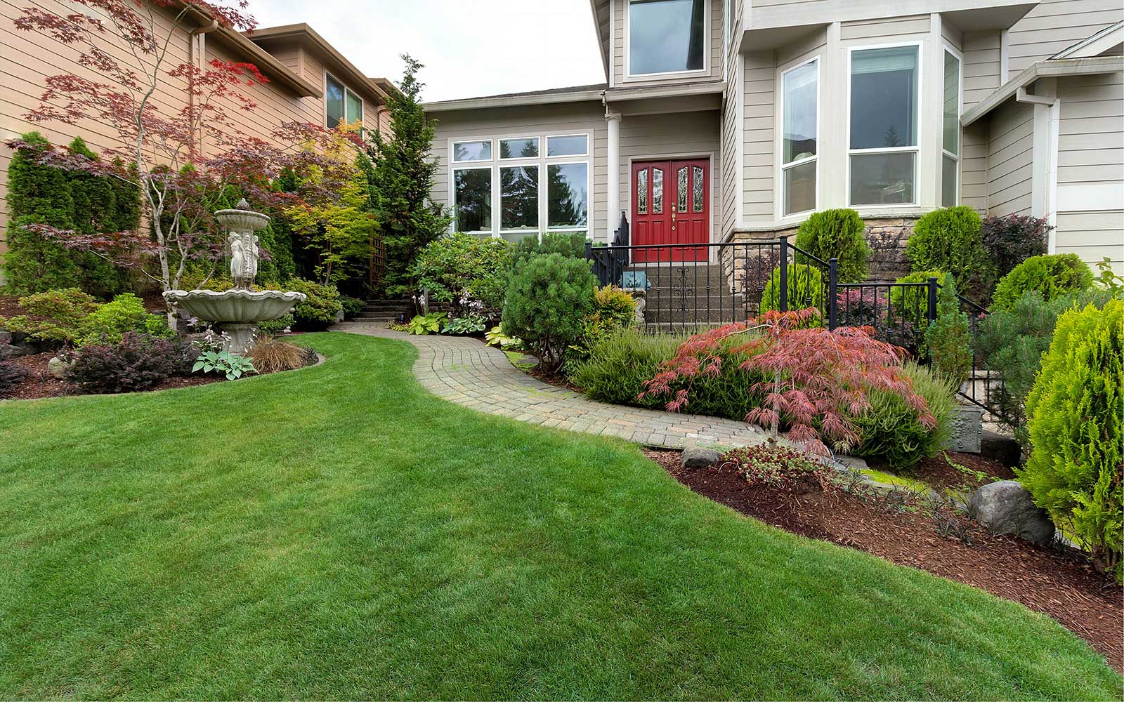 Landscape seasonal clean